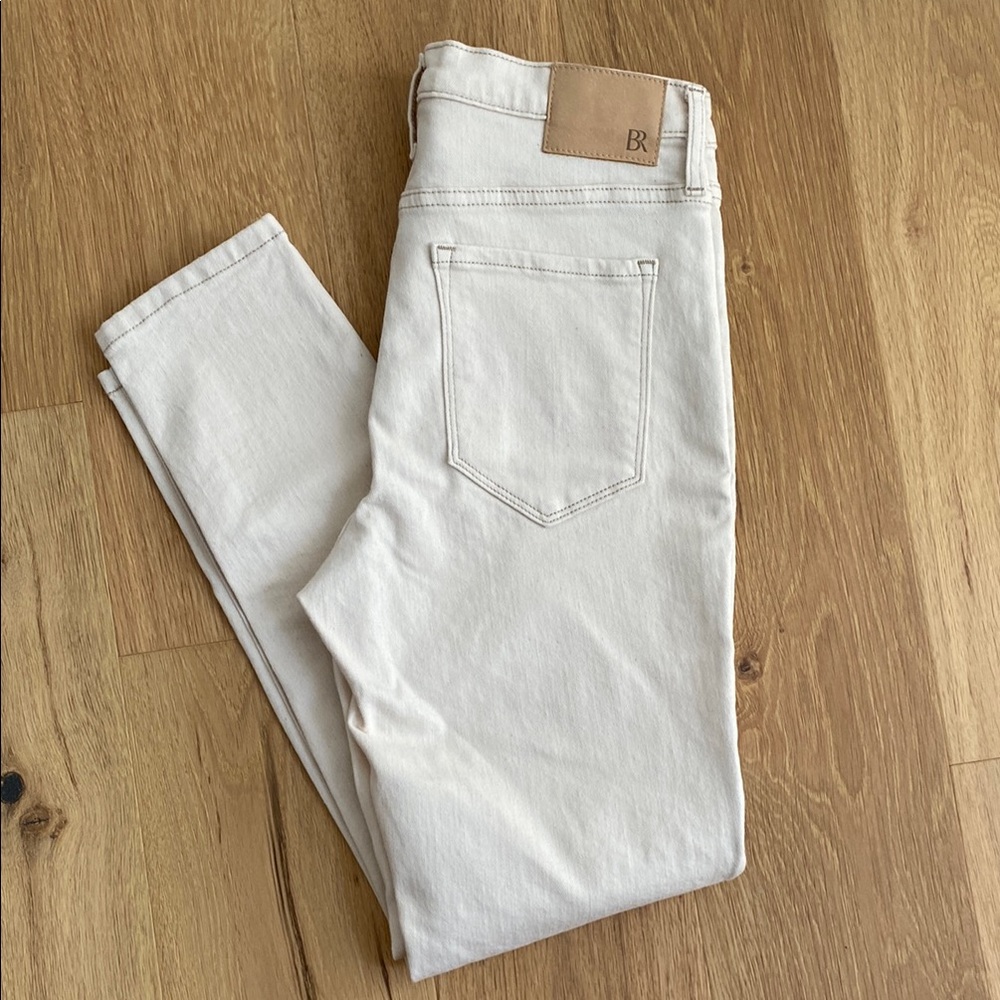 Banana Republic High Rise Jeans in Light Tan NWOT